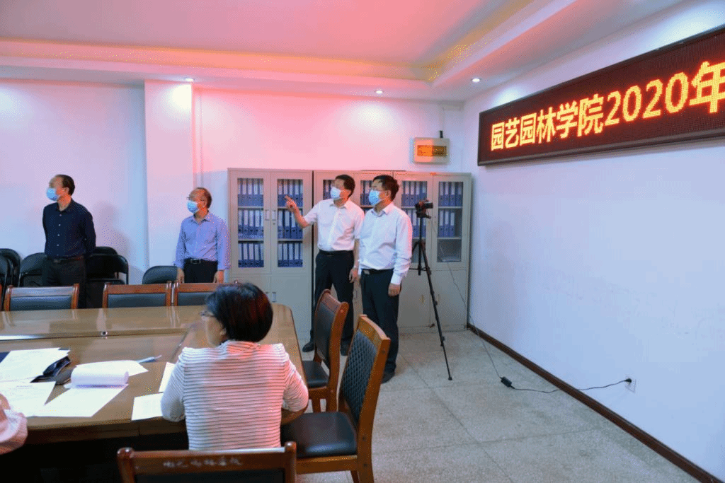 学校领导视察指导太阳城现金网
研究生复试工作